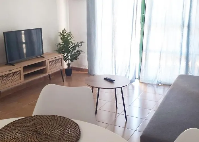 Torres Del Castillo 105 * 코스타 데 안티과